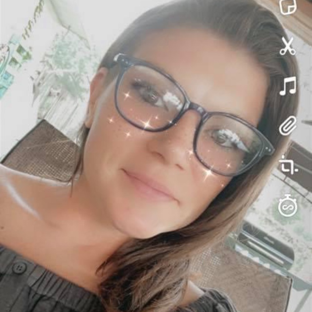 Meet your Posher, Amber